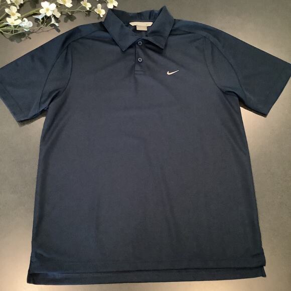 Nike Swoosh Logo Polo Shirt Textured Navy Blue Shoulder Yoke - Picture 2 of 9